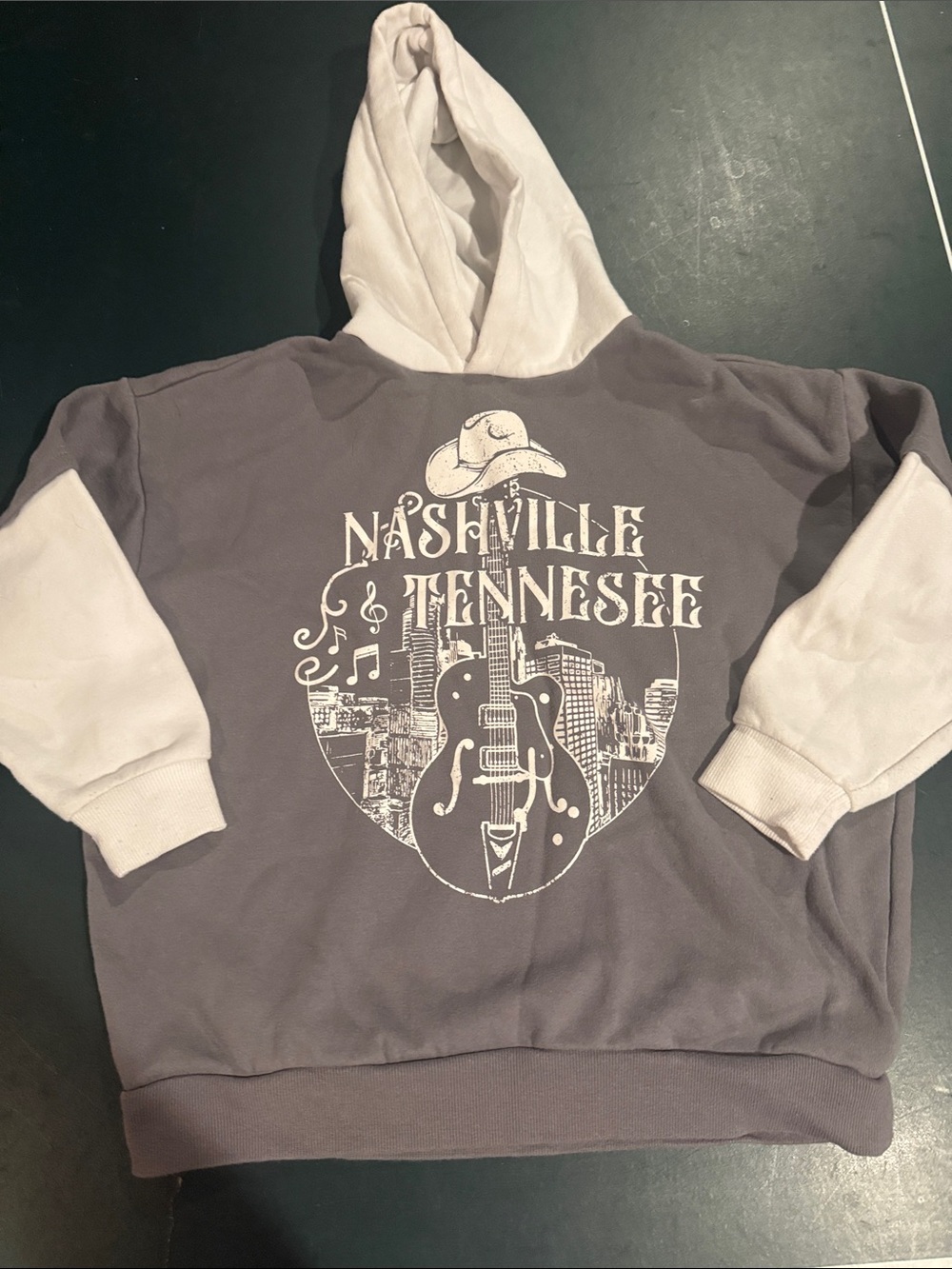 Nashville Tennessee Two-Tone Hoodie for Kids - Gray & White